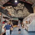 In der Markthalle